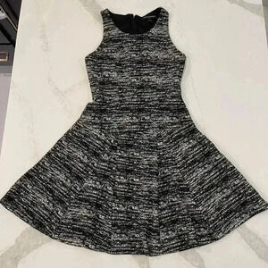 Banana Republic Black Static Print Fit and Flare Sleeveless Knit Dress Women’s 2